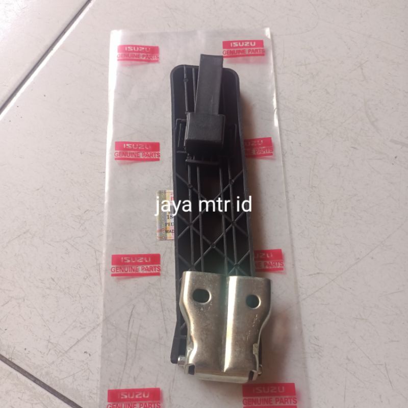 pedal gas Isuzu Elf NHR55 NKR66 NMR71 NLR Traga
