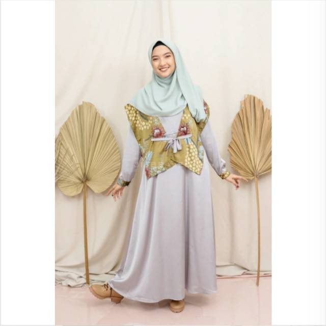 GENDIS SERIES Cempaka Pareanom (S) Grade B Original by Jilbrave