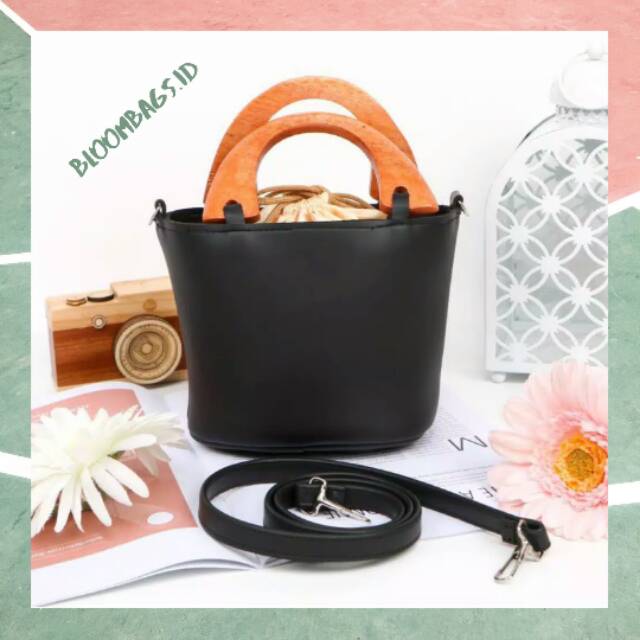 Btari Bag-Handel Kayu(Woody Handle)Tas Wanita/Slingbag Wanita Tas Selempang/Shoulder Bag-Top Handle