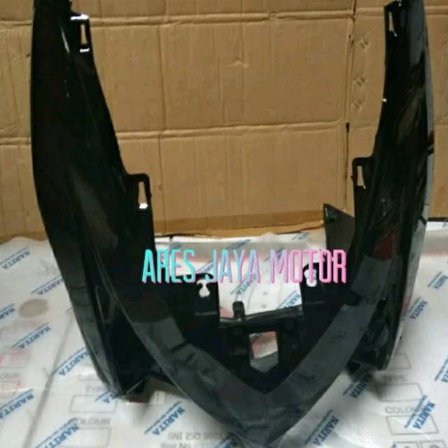 Tameng depan Vario 110 karbu