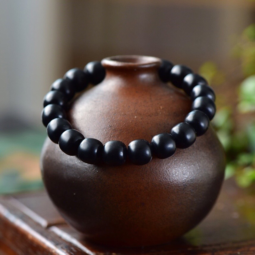 Unisex Natural Stone Beads  Bracelet / Wealth and Good Luck Bracelet /  Adjustable Stretch Black Onyx  Bracelet