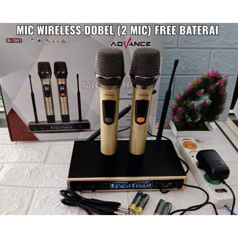 Microphone Wireless Advance W-1061