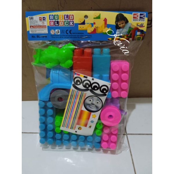 Kreatif Susun  Besar Kereta Thomas