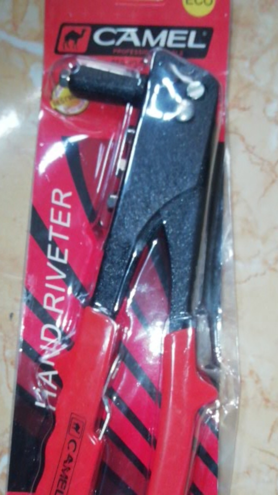 Tang Rivet camel Black Per Pcs