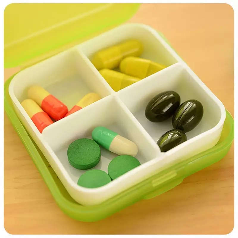 Kotak penyimpanan Obat Pil Vitamin Asesoris Anting Organizer Medicine Box P3K