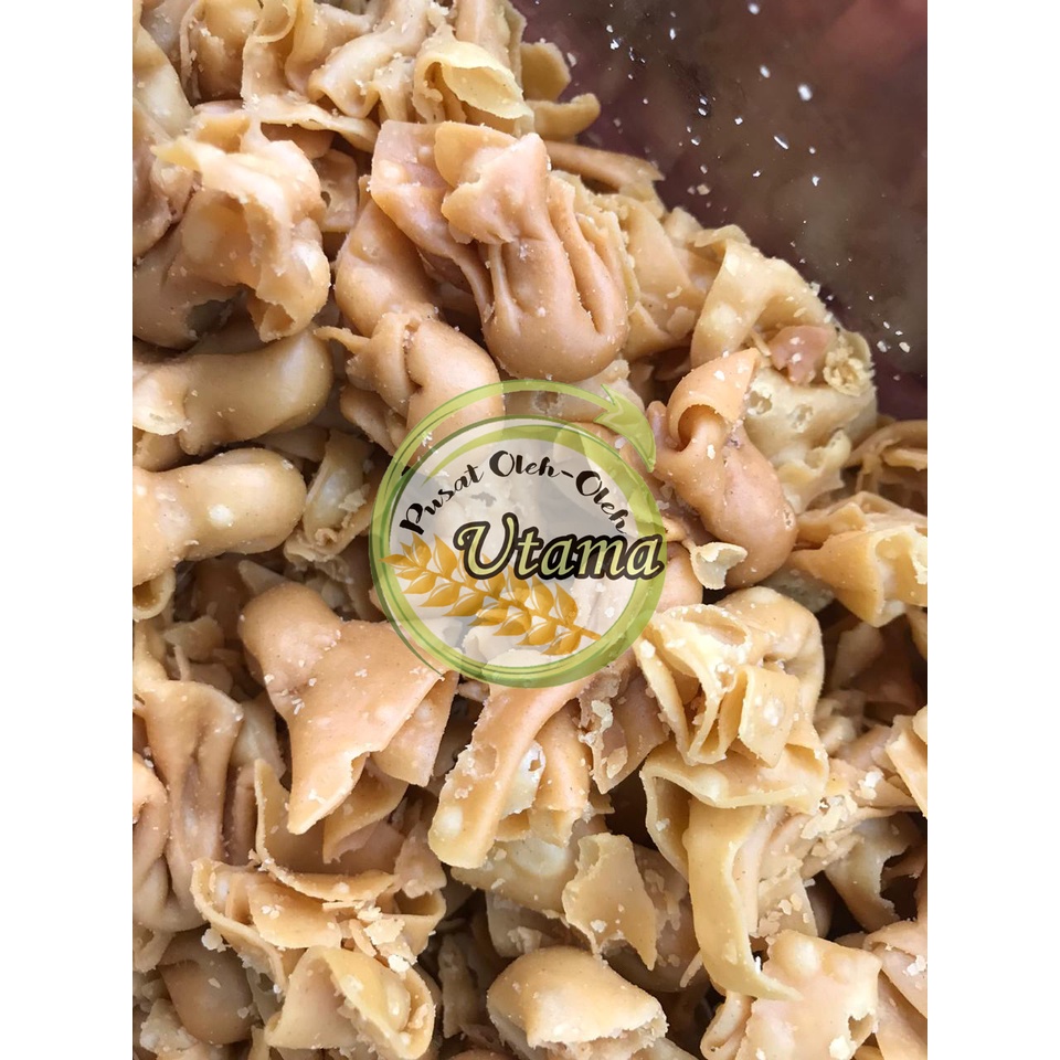 

pangsit cumi 1 Bal - PANGSIT KERING ABON - camilan kiloan snack lebaran sby