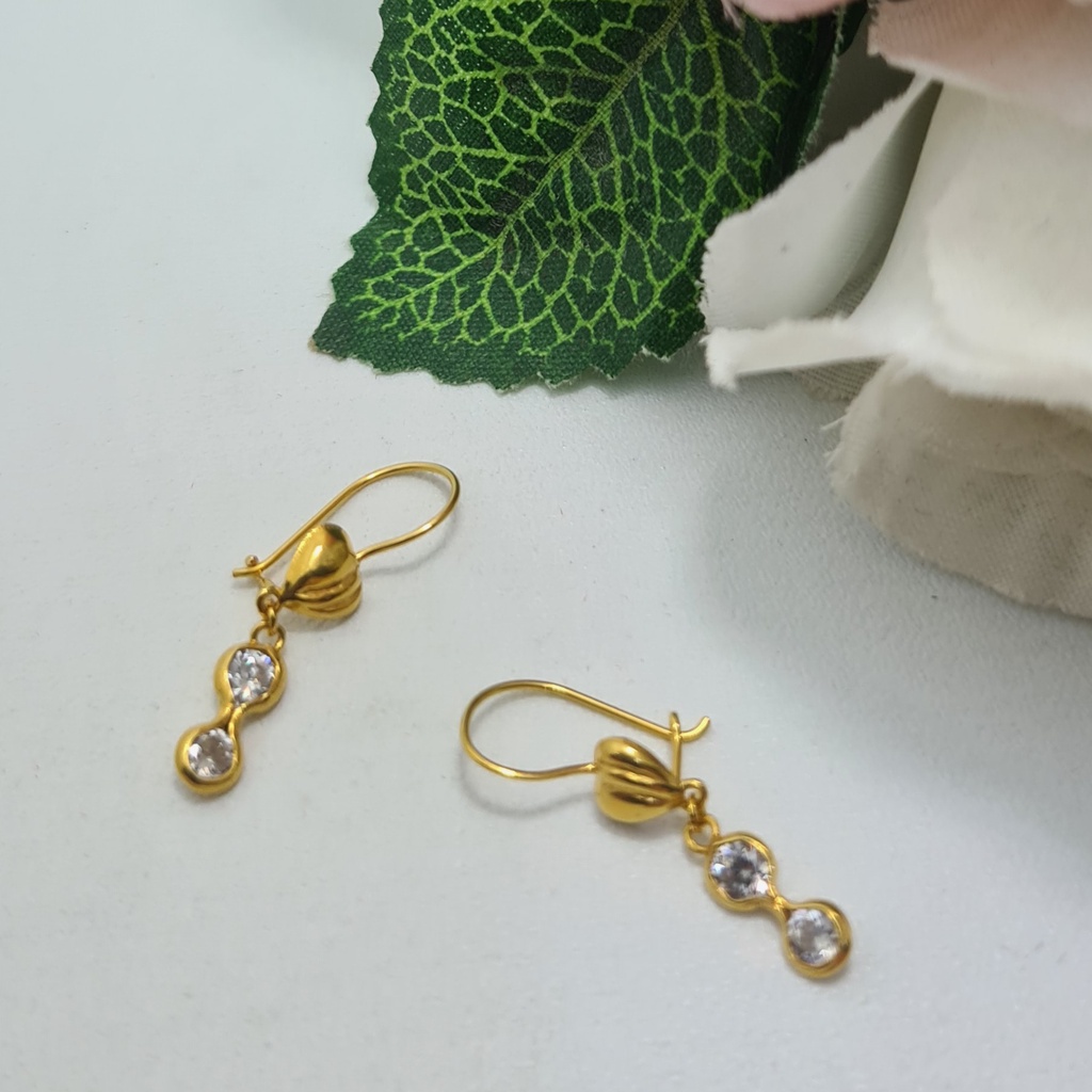 Anting Kait Emas Muda Bandul Mata Putih 2