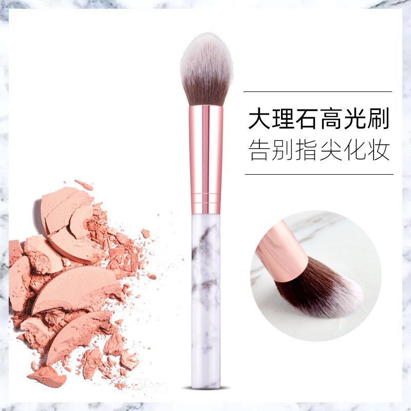 Make Up Brush Kuas Bleeding Aksesoris Make Up Beauty Brush