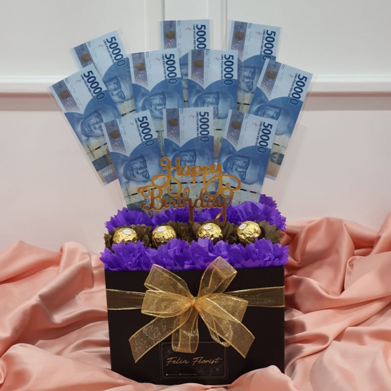 

Box Kotak + 4 pcs Ferrero Rocher | Birthday Box | Hadiah Ulang Tahun | Birthday Gift | Box Coklat