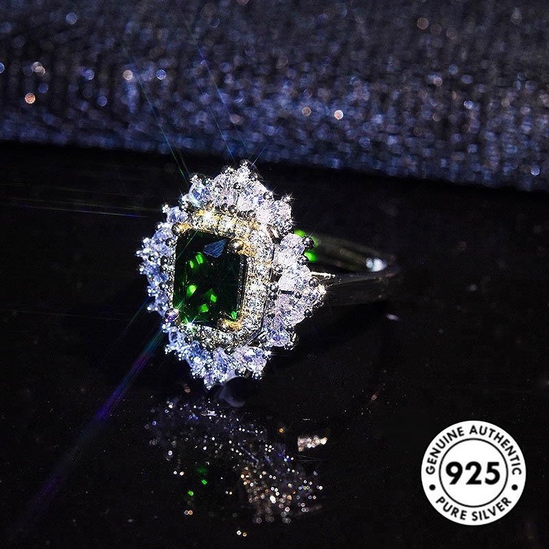 Cincin Sterling Silver 925 Model Terbuka Dengan Emerald Mewah Untuk Wanita