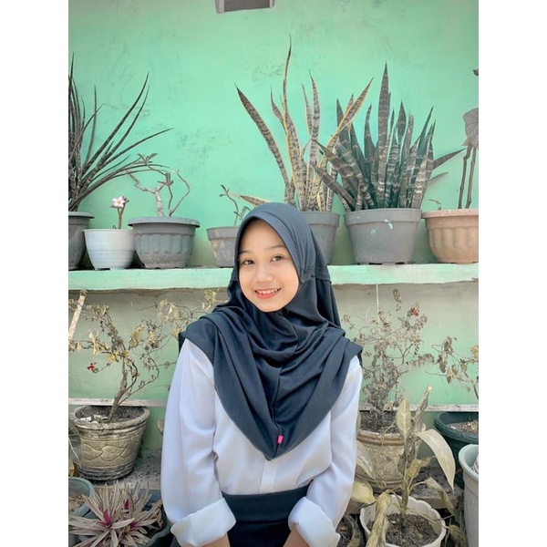 JILBAB KERUDUNG SEKOLAH (ORIGINAL) SZN.C.ID_COLLECTION-Hitam