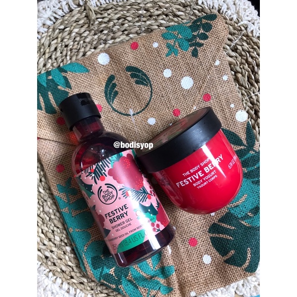 The Body shop Festive berry gift set