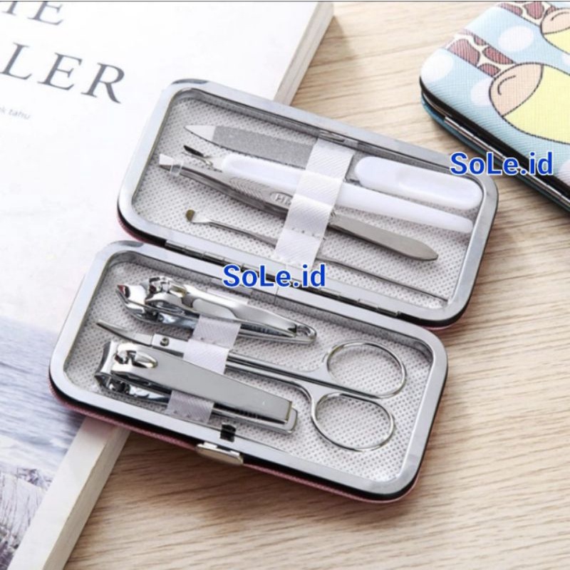 MANICURE SET MOTIF ISI 7PCS