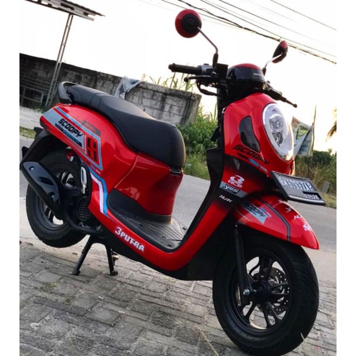 STICKER DECAL FULL BODY MOTOR SCOOPY 2021-2023 DESAIN SIMPEL MERAH MERONA KEREN