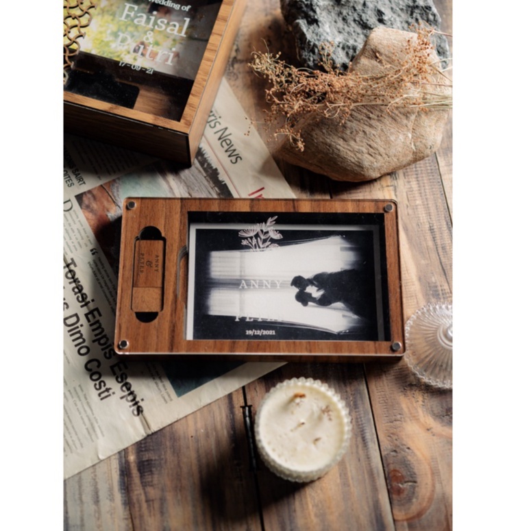 Jual PHOTOBOX 4R + WOODEN FLASHDISK CUSTOM DESIGN LOGO
