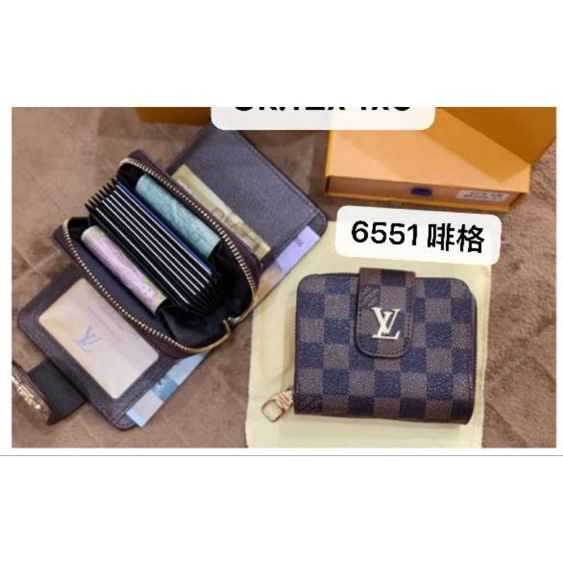 Card Holder/ Dompet Kartu Kancing Import 655