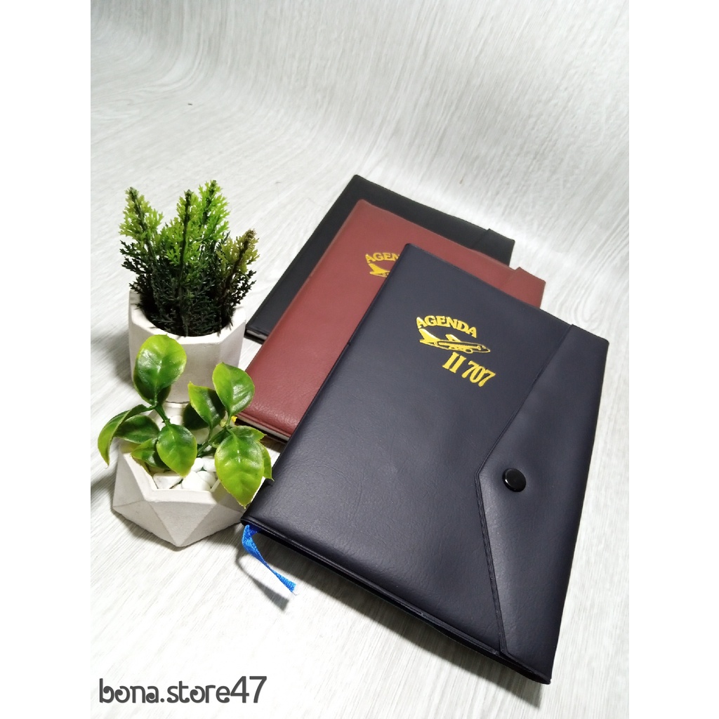 

BUKU AGENDA II707 UKURAN 14 x 20.5 CM || NOTE BOOK || AGENDA KANCING || BUKU KERJA || POCKET DIARY || BUKU AGENDA DIARY || AGENDA MINI || BUKU SAKU ||