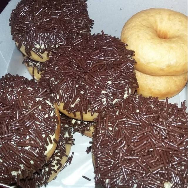 

Donat kentang empuk (isi 10 pcs)