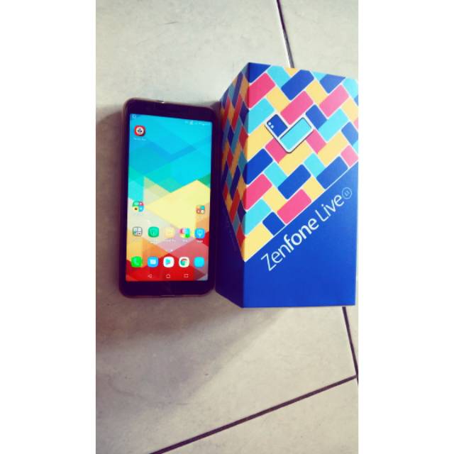 Asus Zenfone Live L1 Ram 3gb