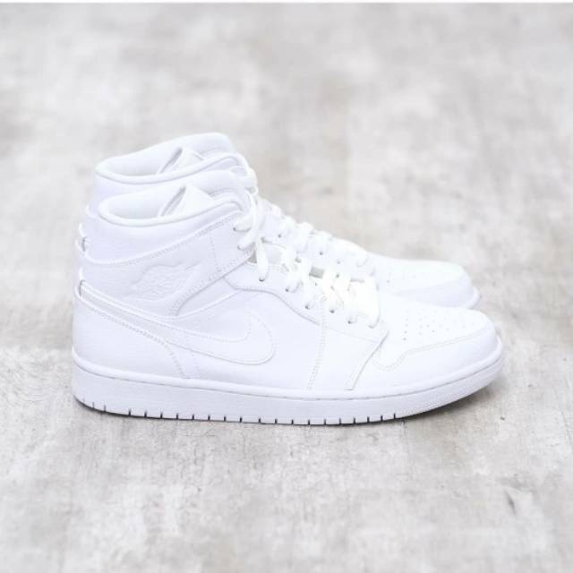 mid white jordan 1