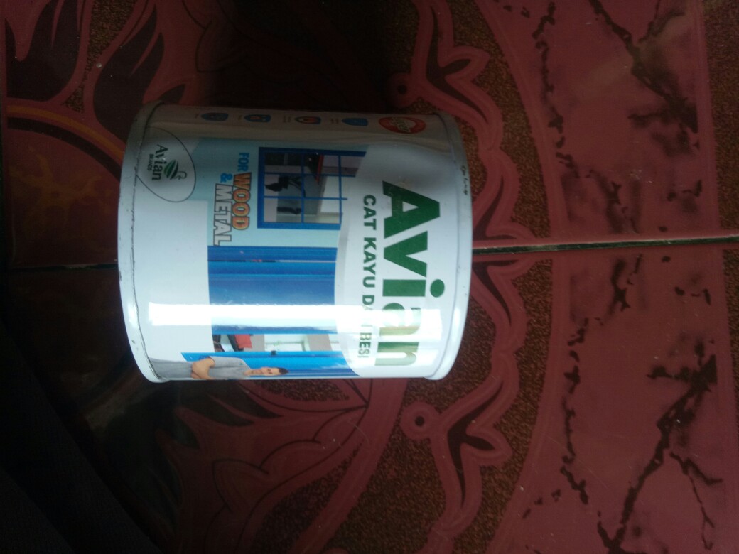 Grosir Cat Besi Avian 200cc Atau 250 Gram Wajib Tambah Packing / Cat Kayu Warna Hitam Putih Murah