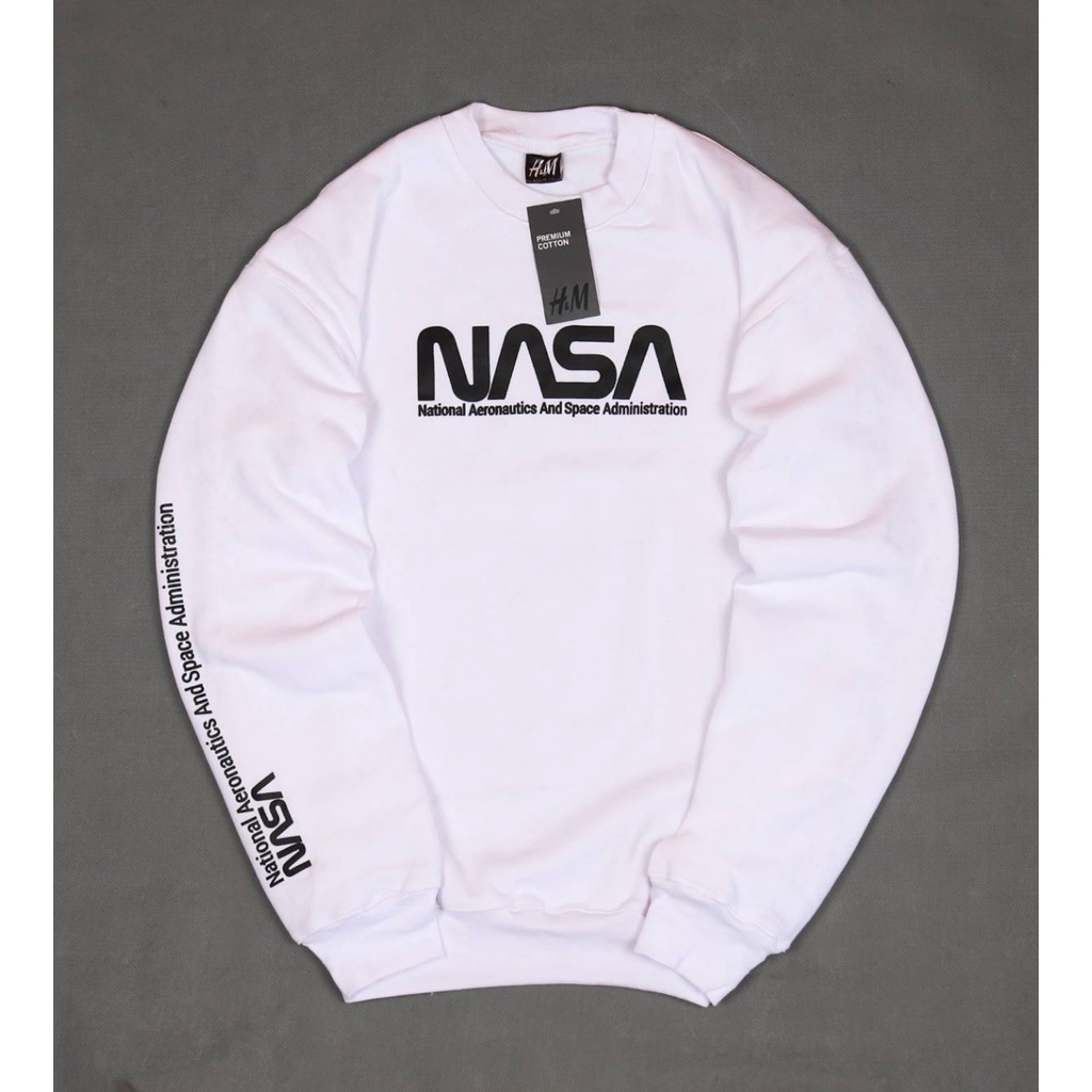 Sweater Crewneck Nasa h&amp;m Premium Quality Unisex Bahan Fleece Tebal Full Label Terlaris