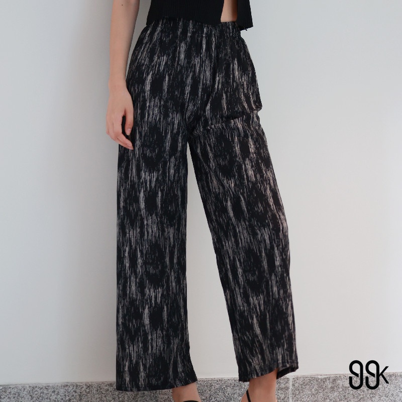 Korean Long Pants/Celana Culottes Abstrak