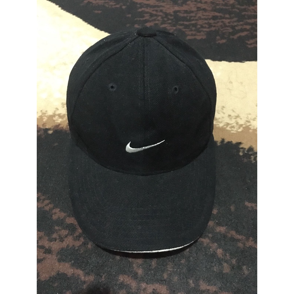 Topi Nike Vintage (Second)