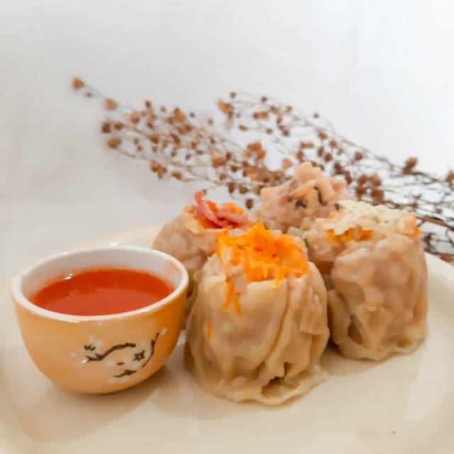 

Divelino Dimsum