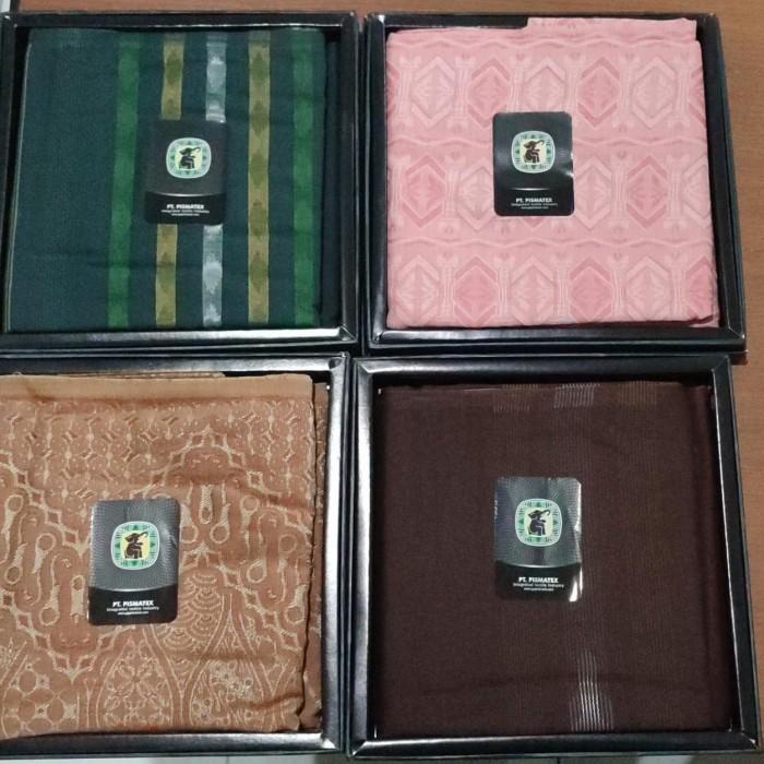 Sarung Gajah Duduk Infinity