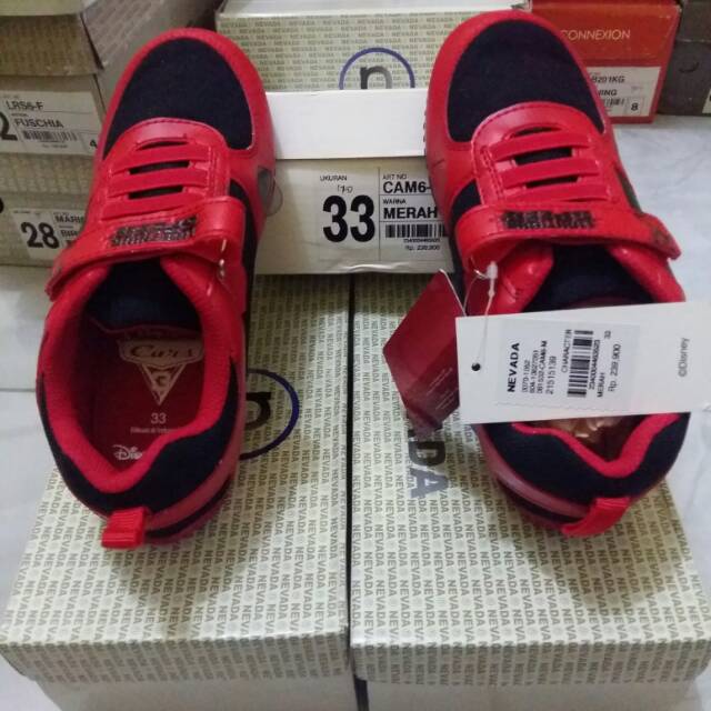 Sepatu disney merk nevada
