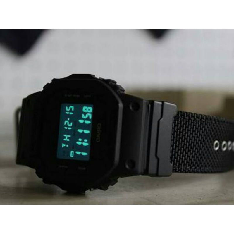 Casio G-SHOCK Type DW-5600BBN-1DR Original / Gshock DW 5600BBN 1 Strap