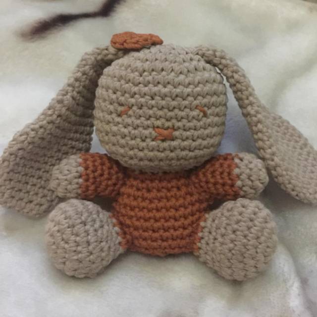 Boneka rajut lucu