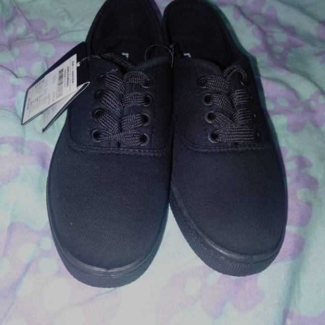 Sepatu Rubi