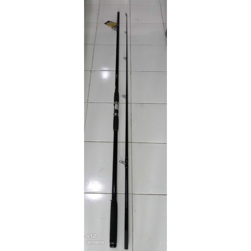 joran sambung 2 carbon kaku tornado queen fish 360