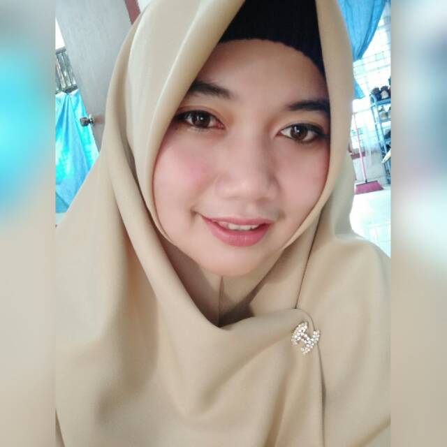 regina_sari_firdaus