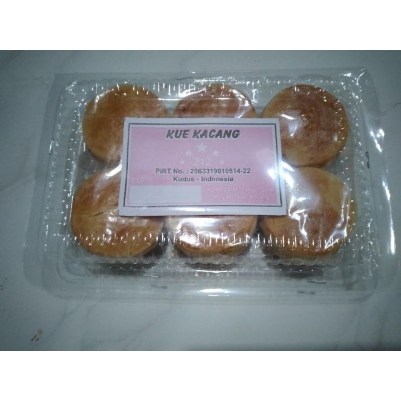 

kue kacang inuk