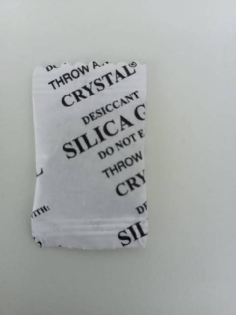 

Silica Gel Food Grade 1gr 100pcs - Silika Gel Natural Sachet 1gr 100pcs - Silica Gel Murah Semarang