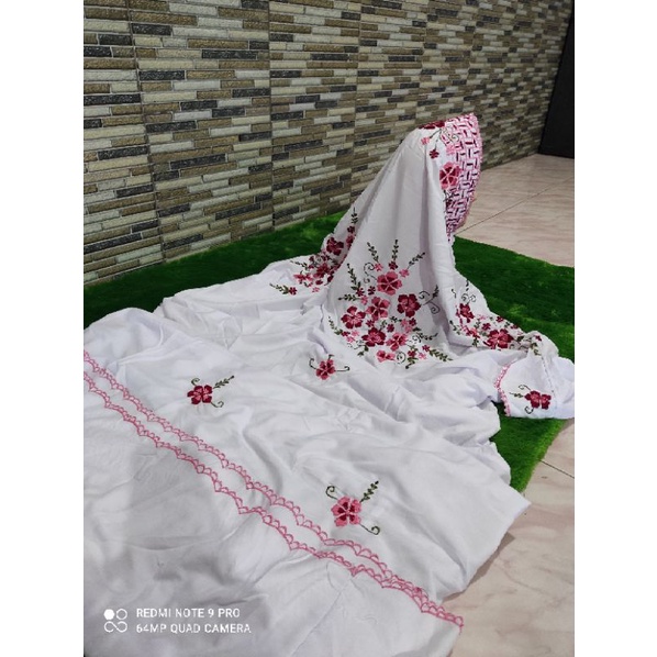 mukena bordir terusan bunga