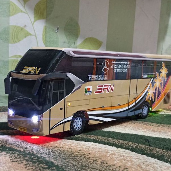 Miniatur bus bis SR2 SAN plus lampu