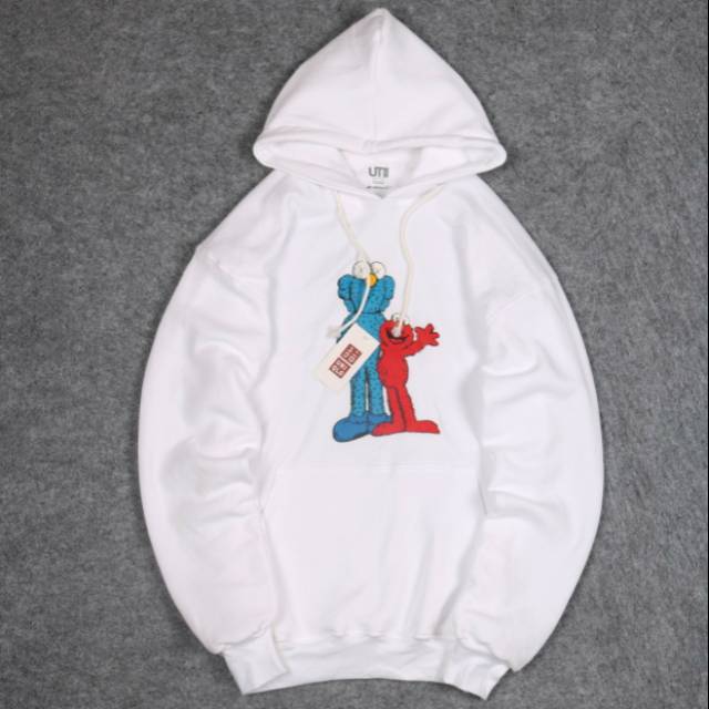 uniqlo elmo hoodie