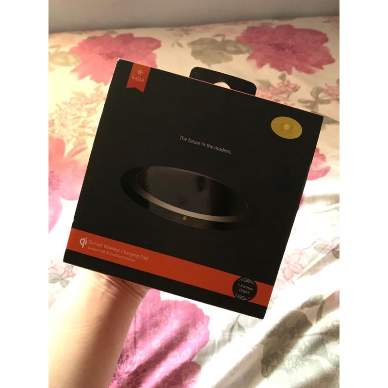 KAJSA W6 Fast Wireless Charger Handphone Apple Android (White)