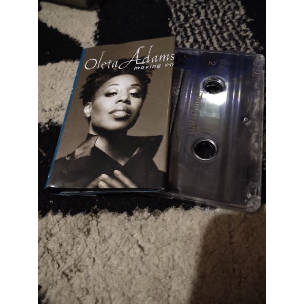 kaset pita oleta adams / moving on