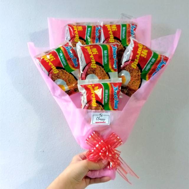 

Indomie Bouquet / Snack Bouquet / Bucket Buket Makanan / Kado Hadiah Wisuda Sidang Skripsi