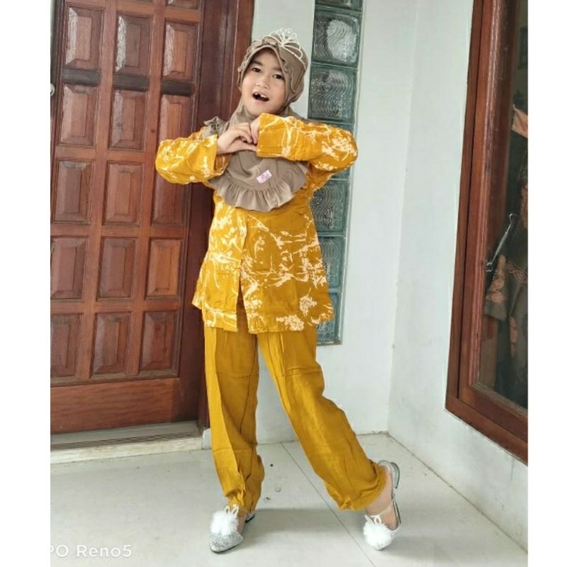SETELAN RAYON ANAK  MOTIF ABSTRAK KOMBI/SETELAN USIA 4 sampai 11TH / SETELAN ANAK PEREMPUAN.-Mustrad abstark