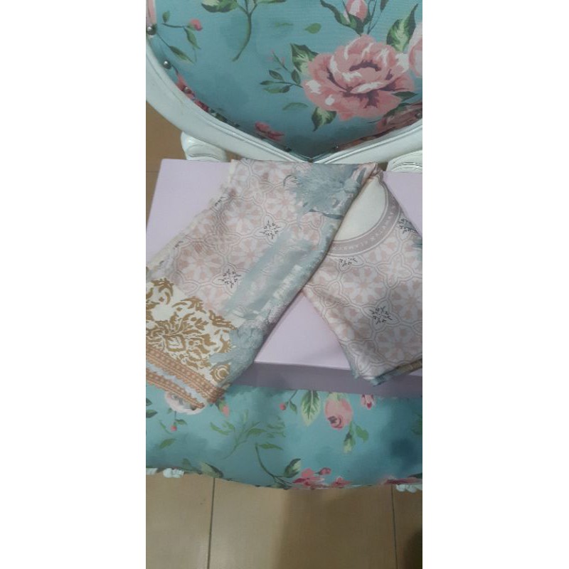 Preloved Harum Scarf Kenanga - Wearing Klamby