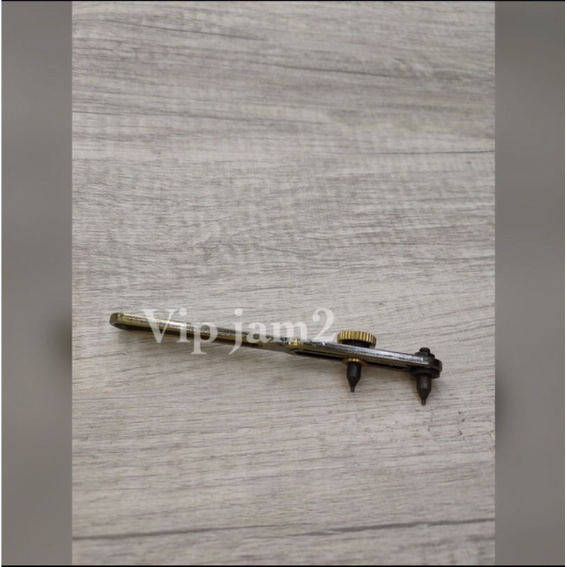 Alat pembuka Tutup Jam Tangan Drat