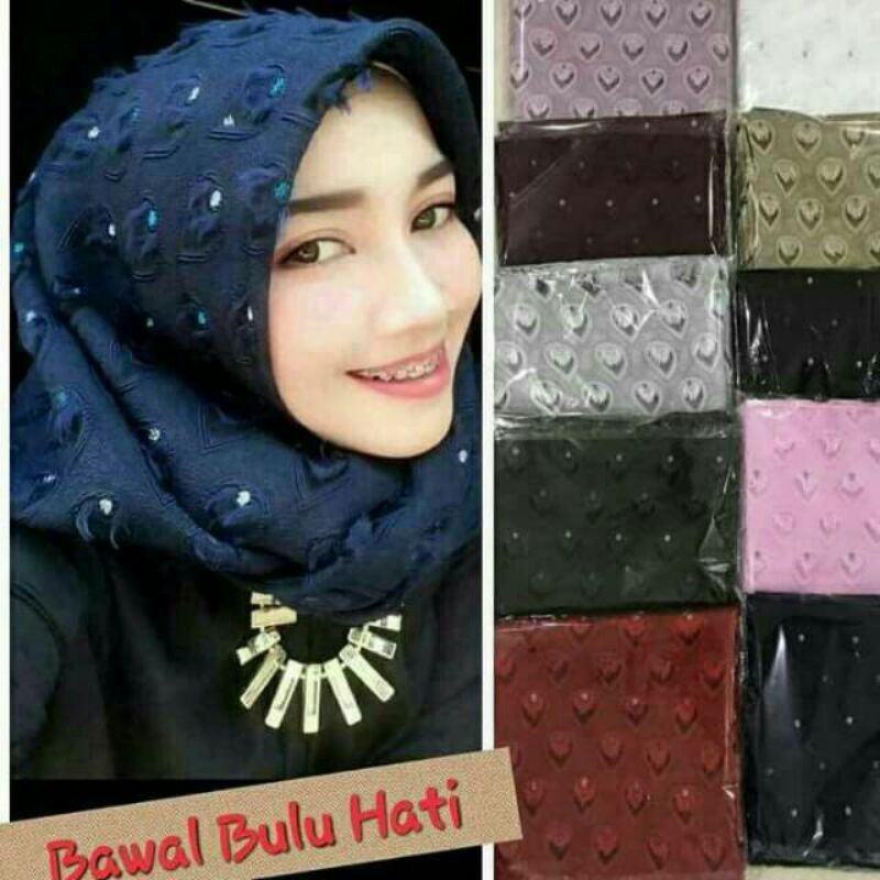 Segi Empat bulu hati / segi empat bulu merak / segi empat bawal hati / segi empat mewah / segiempat 