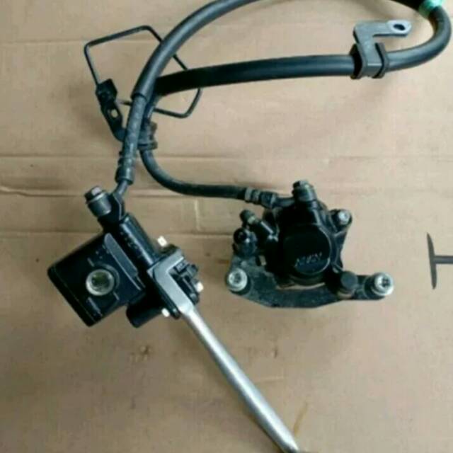 Master Kaliper Rem Cakram Depan Honda Beat Karbu Beat old beat lama