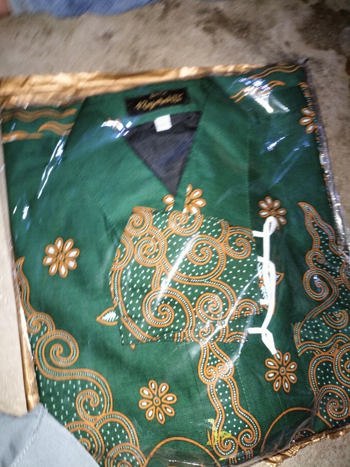 Wedanta Pinus Kemeja Batik Hijau Botol Pria Lengan Panjang Bso Official